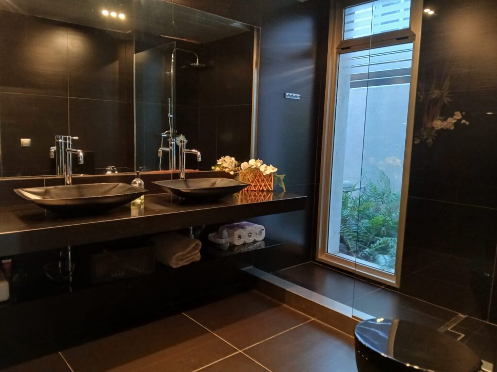 WhatsApp Image 2025-11-24 at 11.03.27 (1)