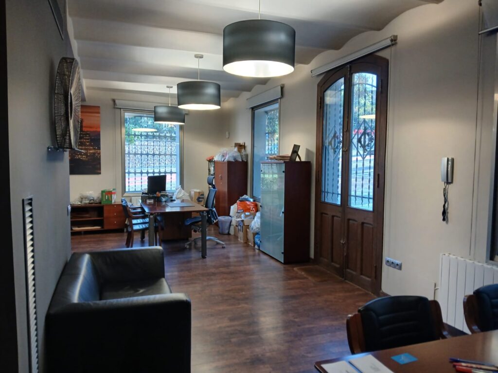 WhatsApp Image 2025-11-24 at 11.03.33