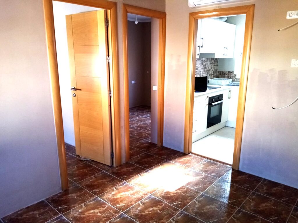 e03a3d8d-5e16-46f9-8d35-25636da906e6